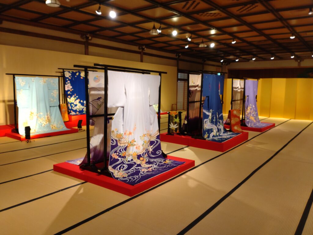 Elegant Kyoto kimono displayed at the Gion Kagai Art Museum, showcasing the traditions of Kyoto's geisha and maiko culture.